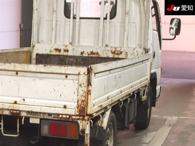 Isuzu エルフ T auction photo 8