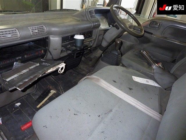 Isuzu エルフ T auction photo 3