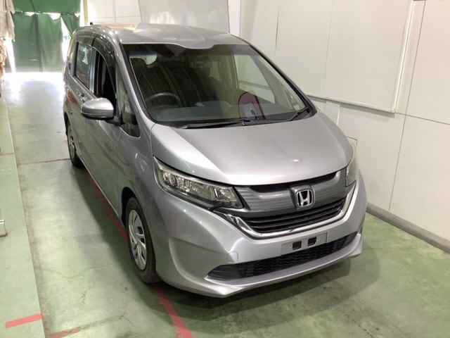 Japan Auction Vehicles 4 2016 Honda フリード+ G auction photo