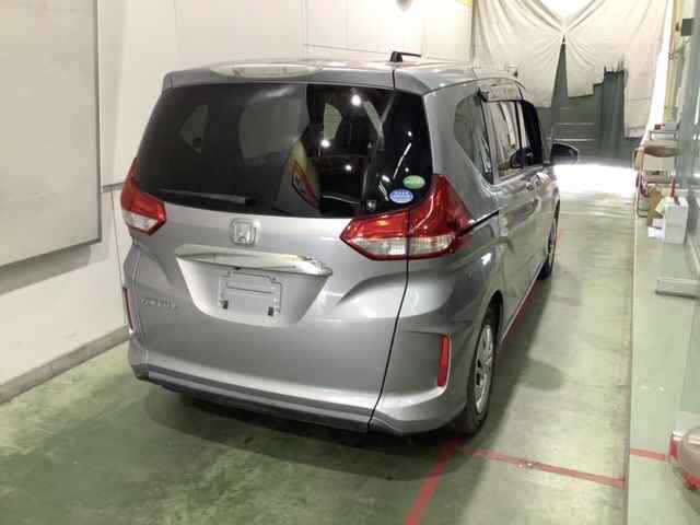 2016 Honda フリード+ G auction photo 2