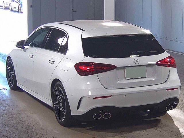 2024 Mercedes-Benz A-Class A200D AMG Line auction photo 2