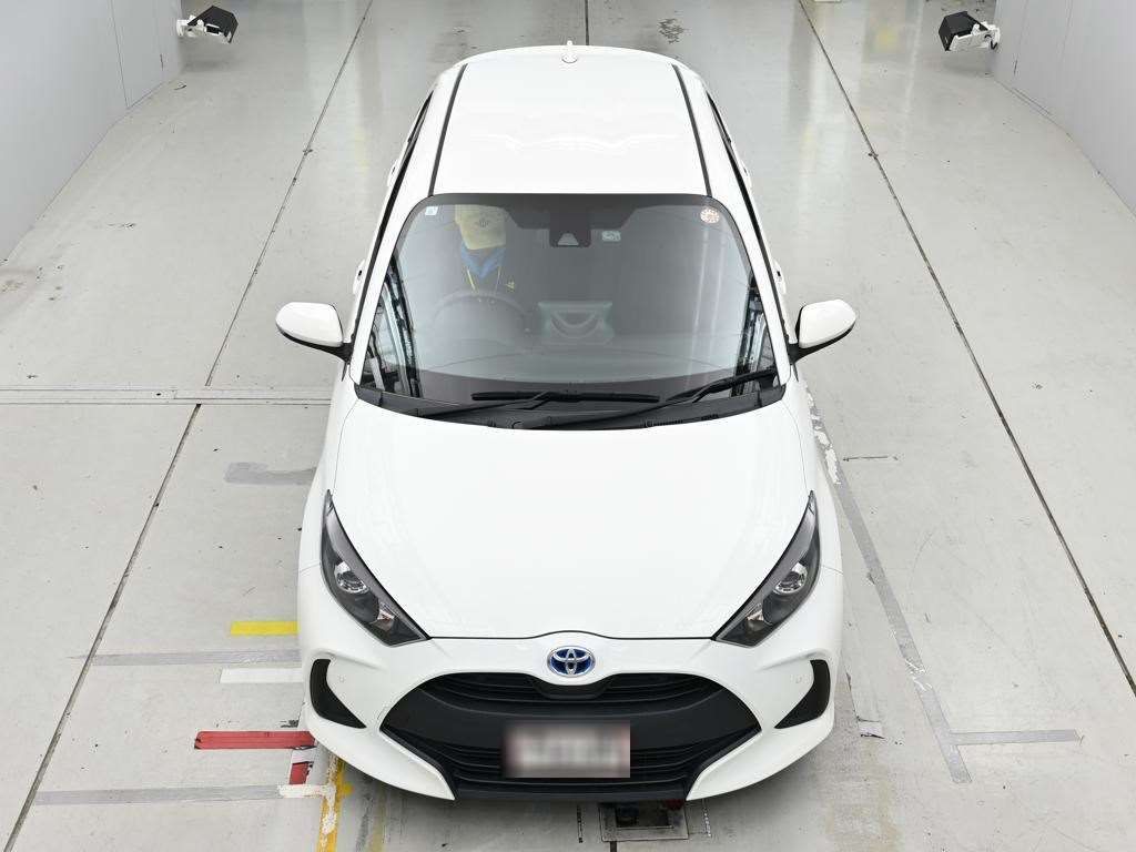 2023 Toyota Yaris ハイブリッドX auction photo 7