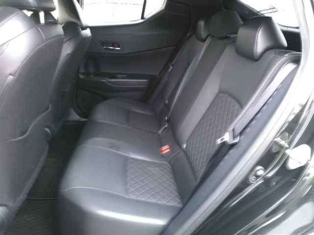 2020 Toyota C-HR G-T Mode Nero Safety Plus auction photo 9