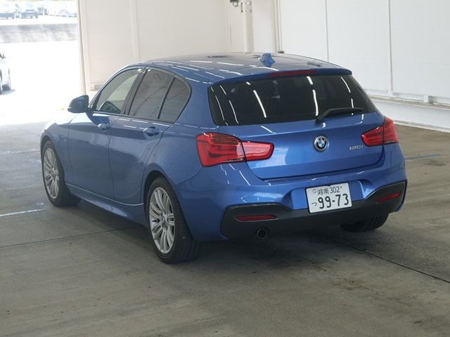 2015 BMW 1 Series 120i M Sport auction photo 2