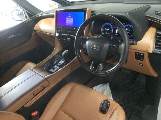 2025 Toyota Vellfire Z Premier auction photo 3