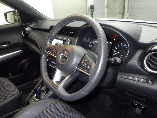2021 Nissan Kicks X auction photo 3