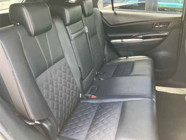 2019 Toyota Harrier Elegance auction photo 8