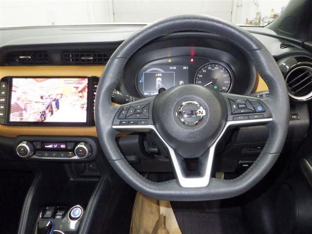 2021 Nissan Kicks X Two-Tone Interior Edition auction photo 5