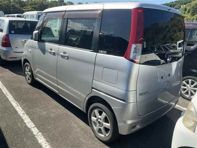 2010 Nissan Roox auction photo 2