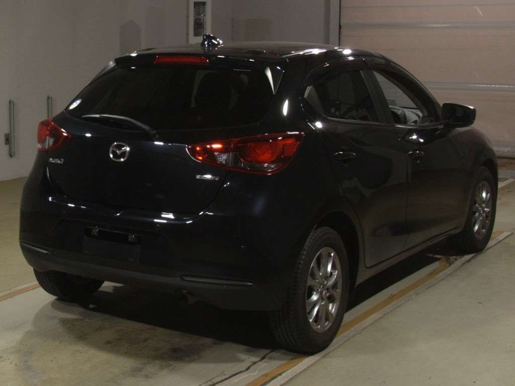 2023 Mazda Mazda2 XD Proactive auction photo 2