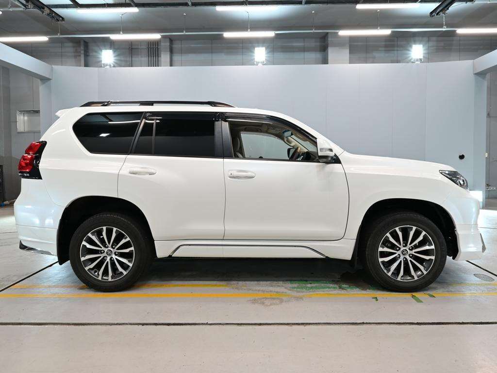 2021 Toyota Land Cruiser Prado TX Lパッケージ 4WD auction photo 3
