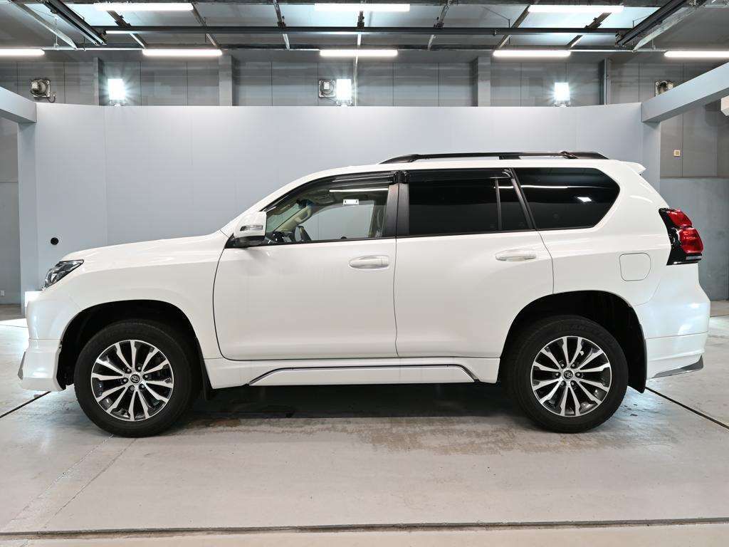 2021 Toyota Land Cruiser Prado TX Lパッケージ 4WD auction photo 4