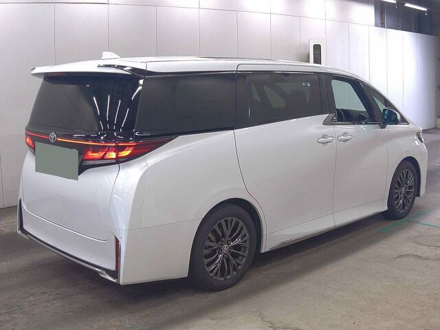 2025 Toyota Vellfire Z Premier auction photo 5