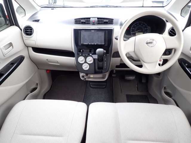 2017 Nissan Dayz J エマージェンシーブレーキレス auction photo 3