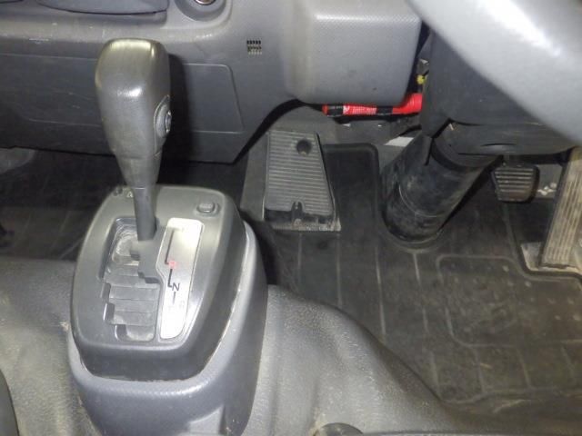 2013 Isuzu Elf dump auction photo 7