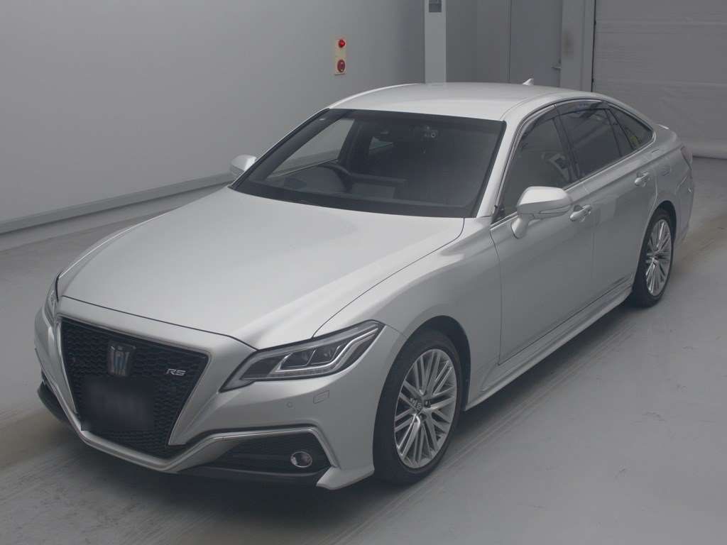 Japan Auction Vehicles 4 2022 Toyota Crown RS auction photo