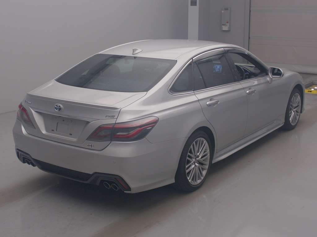 2022 Toyota Crown RS auction photo 2