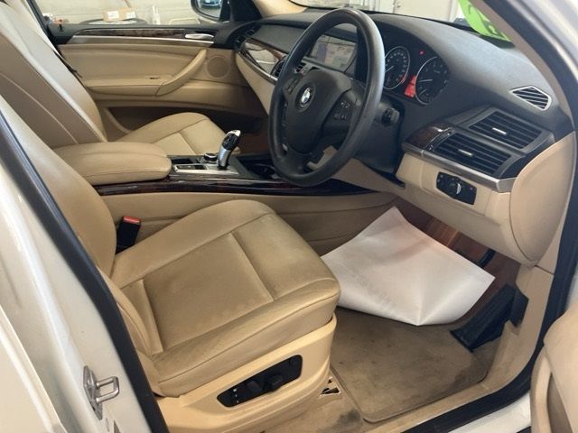 2011 BMW X5 ワゴン XDRIVE35I auction photo 4