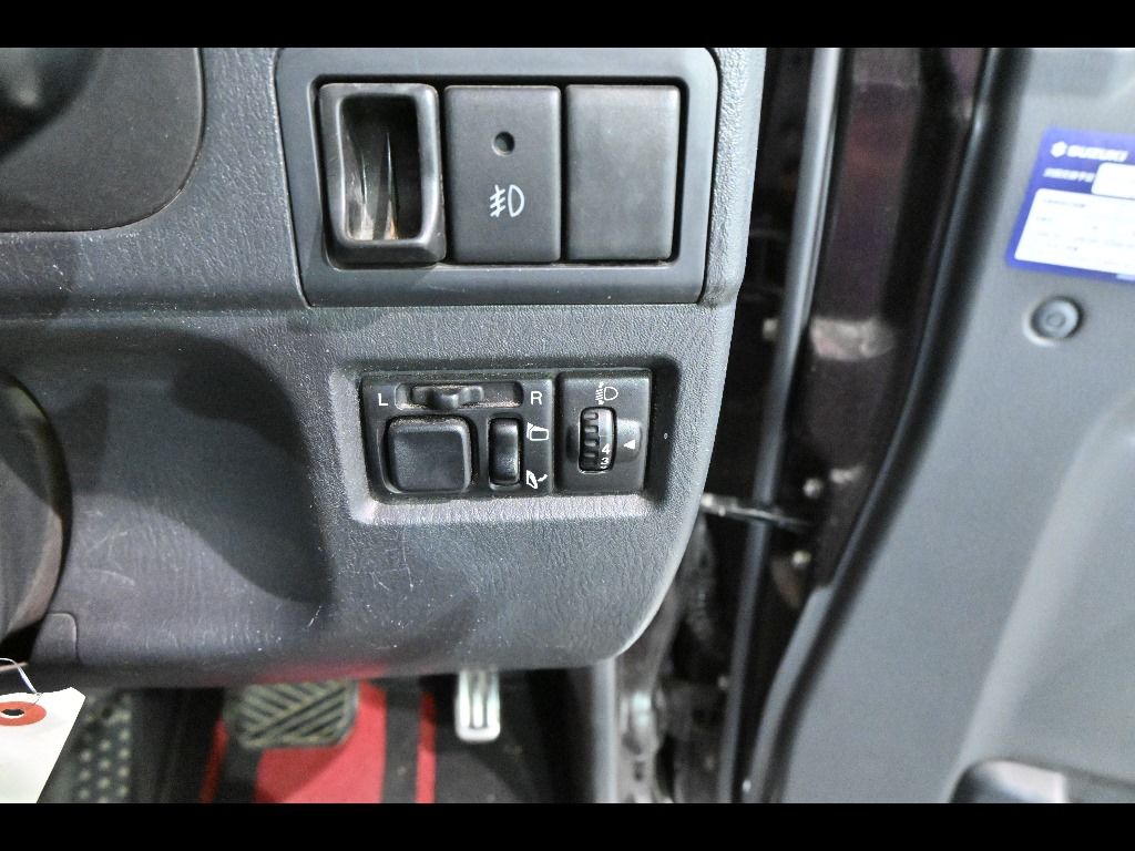 2009 Suzuki Jimny 4WD ワイルドウィンド auction photo 11