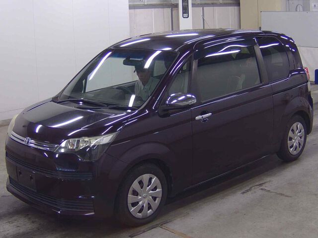 2016 Toyota Spade Fクイーン auction photo 4