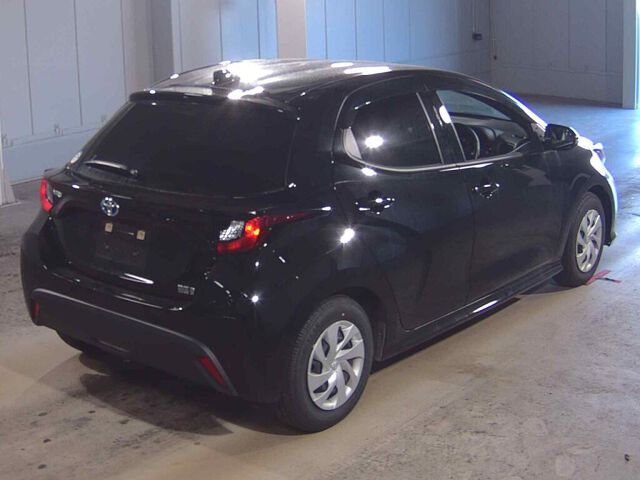 2021 Toyota Yaris Hybrid X auction photo 5
