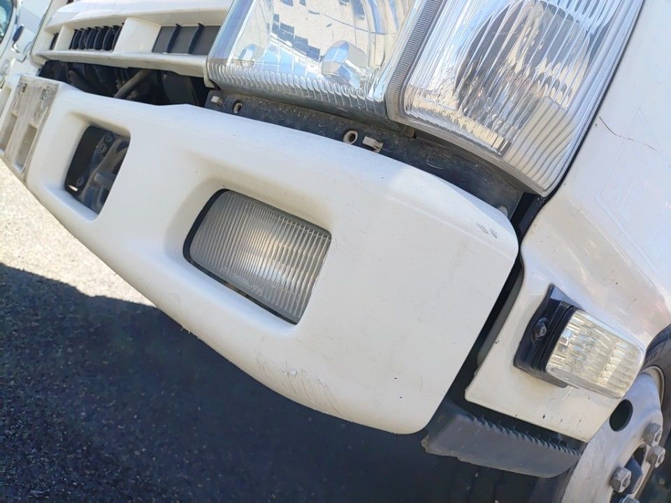 2014 Isuzu Elf auction photo 19
