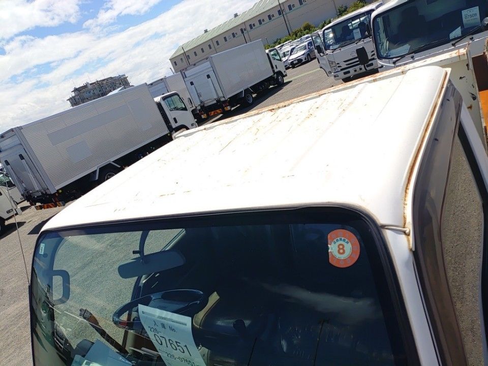 2014 Isuzu Elf auction photo 7
