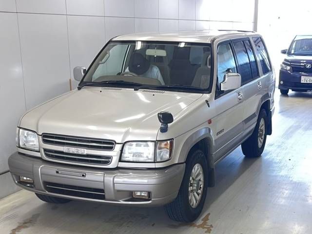 2000 Isuzu ビッグホーン 4WD フィールドスター Japan auction vehicle