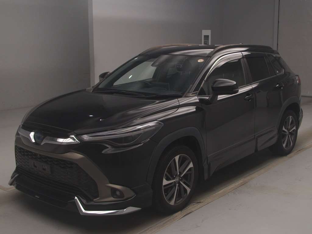 2022 Toyota Corolla Cross Hybrid Z Japan auction vehicle