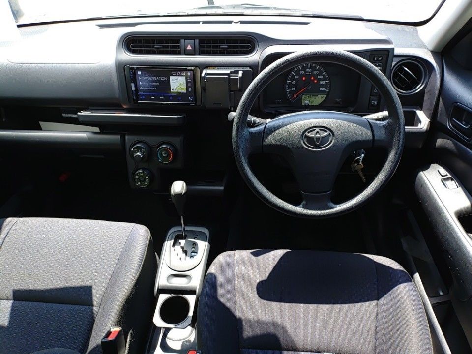 2017 Toyota Probox auction photo 3