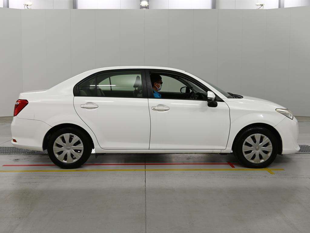 2026 Toyota Corolla Axio 1.5 X Business Package auction photo 3