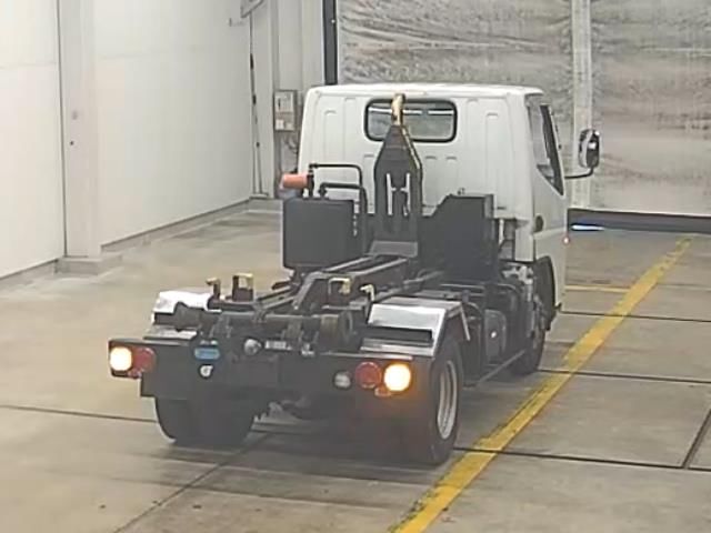 2007 Mitsubishi Fuso Canter コンテナ専用車 auction photo 2