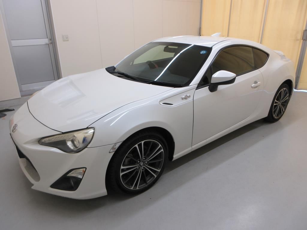 2012 Toyota 86 GT auction photo 4