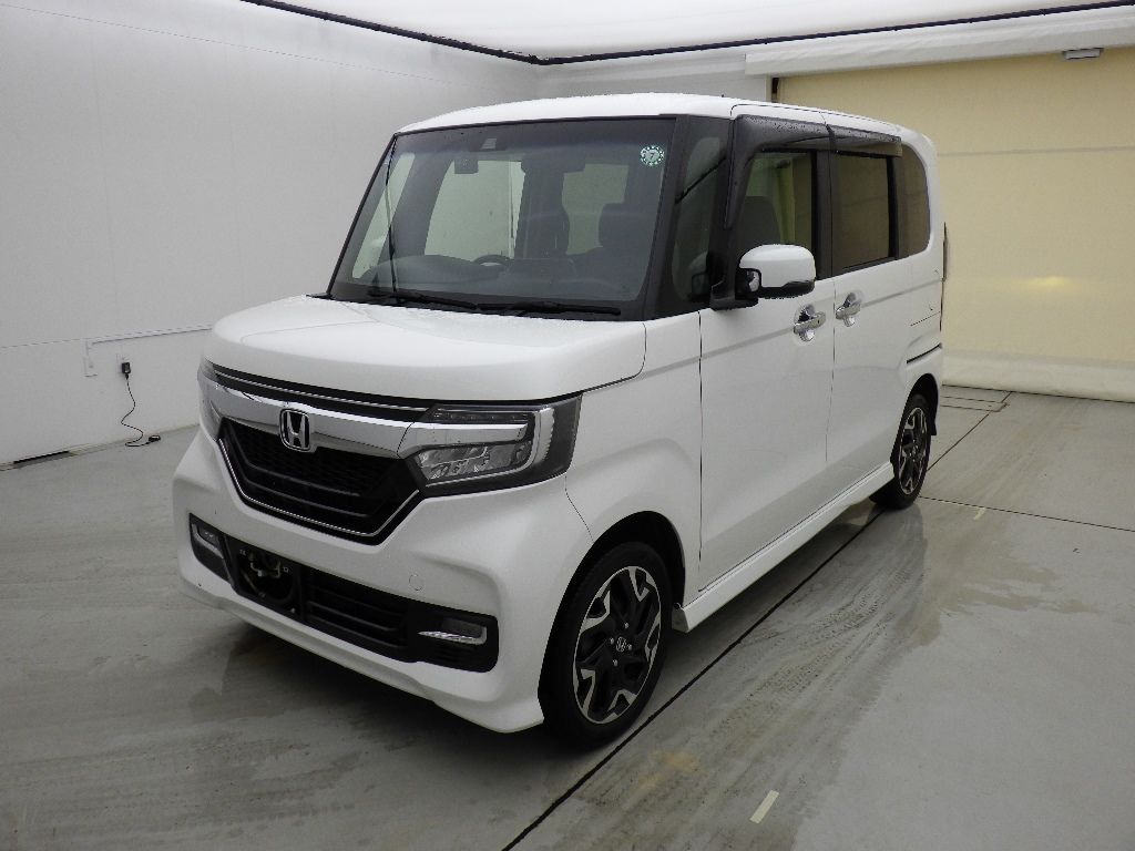 2019 Honda N-BOX 4WD カスタムG EXターボホンダセンシング auction photo 4