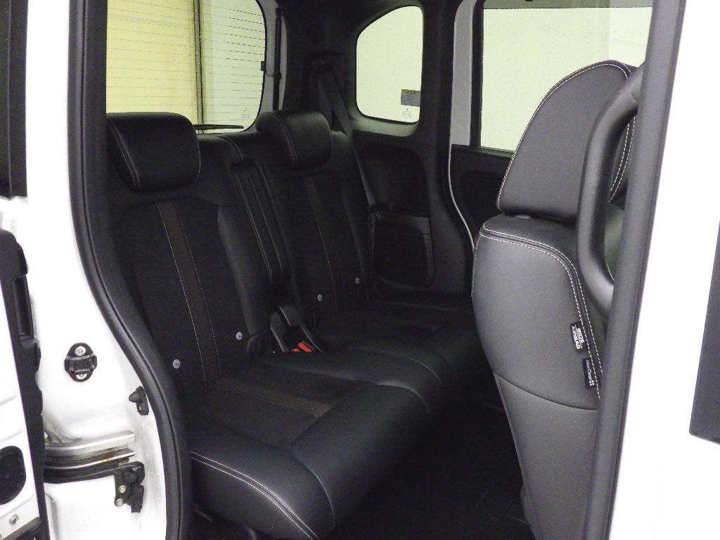 2019 Honda N-BOX 4WD カスタムG EXターボホンダセンシング auction photo 7