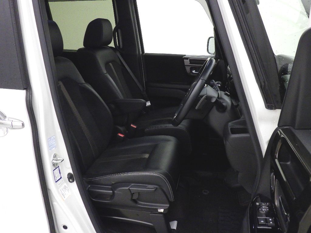 2019 Honda N-BOX 4WD カスタムG EXターボホンダセンシング auction photo 6
