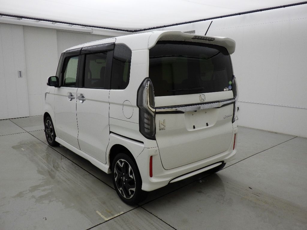 2019 Honda N-BOX 4WD カスタムG EXターボホンダセンシング auction photo 5