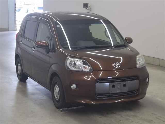 2016 Toyota Porte F Japan auction vehicle