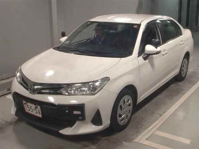 2020 Toyota Corolla Axio auction photo 4