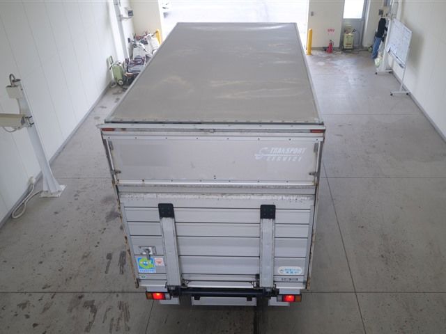 2012 Isuzu Elf アルミバン PG auction photo 3