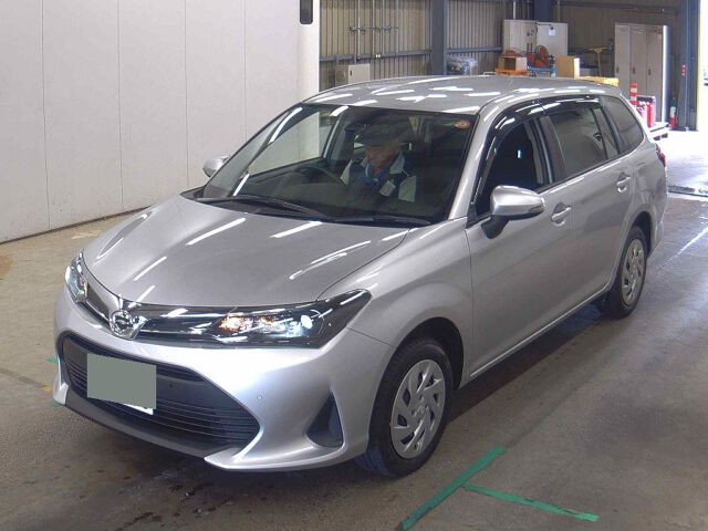2025 Toyota Corolla Fielder EX 4WD auction photo 4