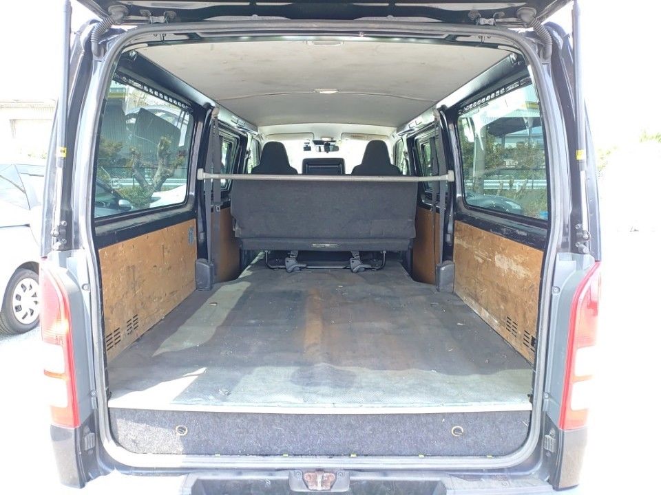 2020 Toyota Hiace auction photo 8