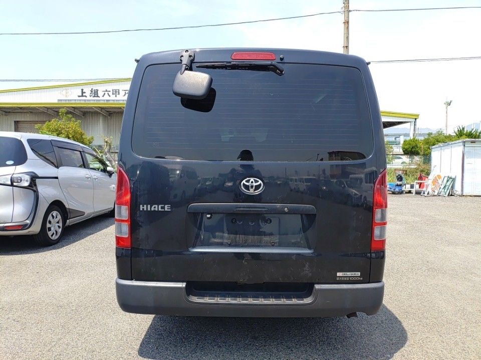 2020 Toyota Hiace auction photo 5