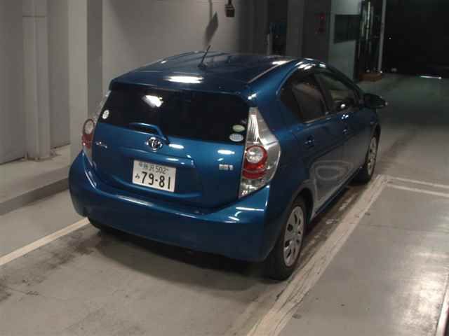 2014 Toyota Aqua S auction photo 5