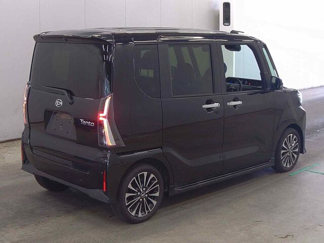 2025 Daihatsu Tanto Custom RS Limited auction photo 5