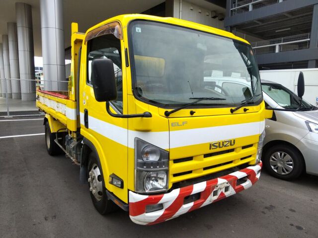Japan Auction Vehicles 8 2012 Isuzu Elf Dump Sekisai auction photo