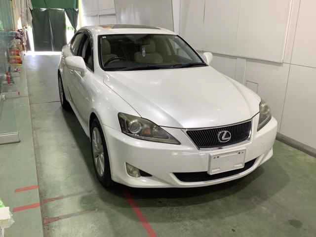 Japan Auction Vehicles 4 2008 Lexus IS250 4WD Elegant White Interior auction photo