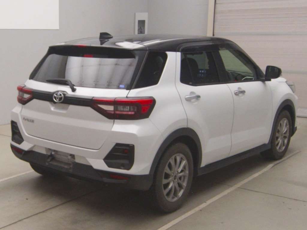 2023 Toyota Raize Z 4WD auction photo 2