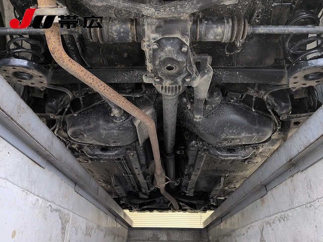 2016 Toyota Vitz 4WD F auction photo 8