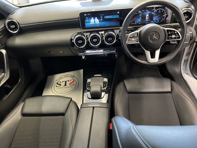 2019 Mercedes-Benz 4WD A250 4M セダン レーダー auction photo 5